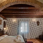 Casaforte La Bastide 4* פררה