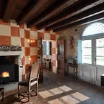 Casaforte La Bastide לינה וארוחת בוקר 4*
