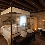 Casaforte La Bastide לינה וארוחת בוקר