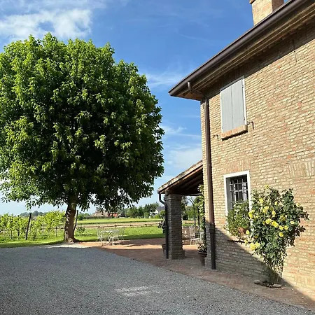 ベッド・アンド・ブレックファスト Casaforte La Bastide 4*