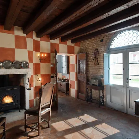 Casaforte La Bastide Oda ve Kahvaltı 4*
